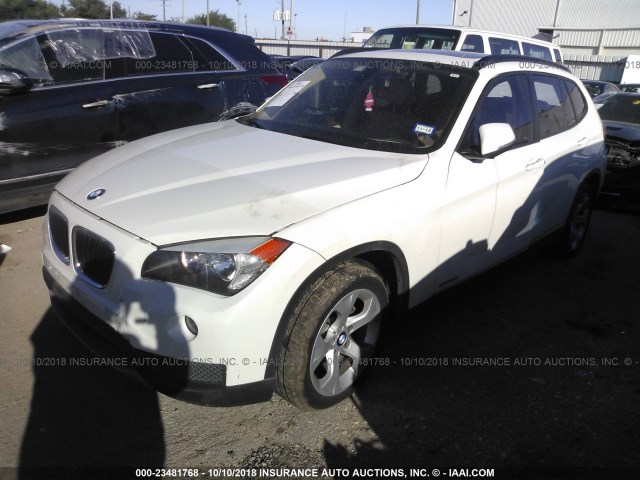 WBAVM1C53EVW51153 - 2014 BMW X1 SDRIVE28I WHITE photo 2