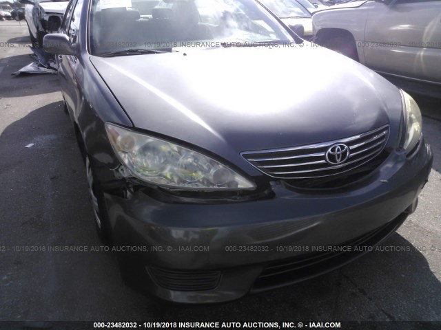 4T1BE32KX5U588575 - 2005 TOYOTA CAMRY LE/XLE/SE Boz foto 6