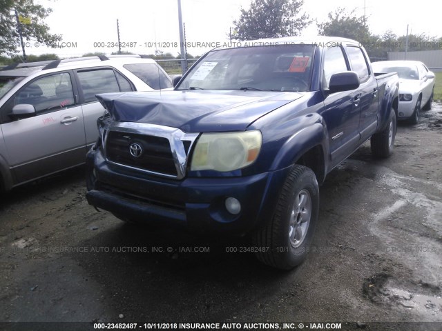 5TEMU52N96Z253922 - 2006 TOYOTA TACOMA DOUBLE CAB LONG BED BLUE photo 2