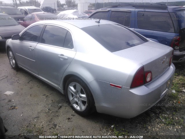 1G1ZB5EB4AF208608 - 2010 CHEVROLET MALIBU LS 银色 照片 3