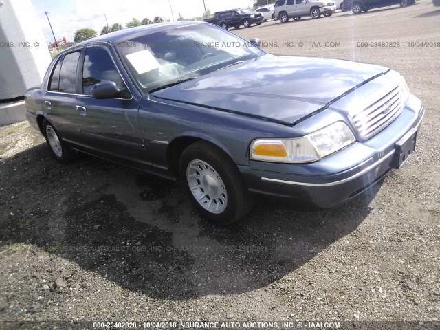 2FAFP74WXWX189107 - 1998 FORD CROWN VICTORIA LX BLUE photo 1