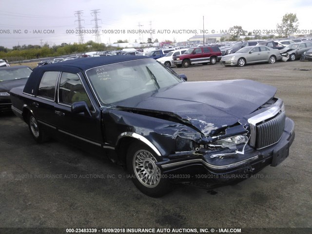 1LNLM81W0VY732877 - 1997 LINCOLN TOWN CAR EXECUTIVE Dark Blue photo 1