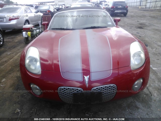 1G2MC35B78Y129973 - 2008 PONTIAC SOLSTICE RED photo 6