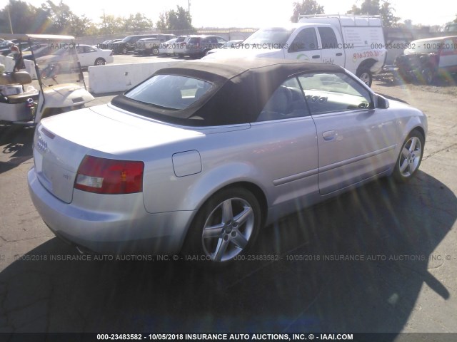 WAUAC48HX5K004109 - 2005 AUDI A4 1.8 CABRIOLET SILVER photo 4