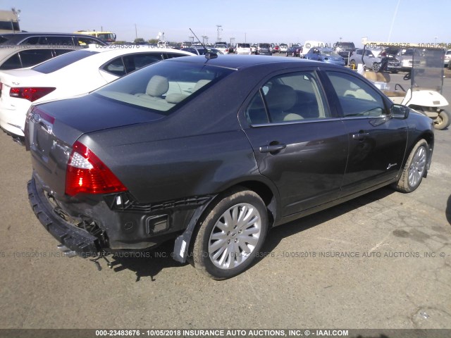 3FADP0L36CR200779 - 2012 FORD FUSION HYBRID GRAY photo 4