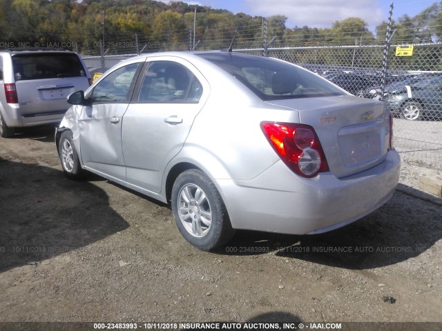 1G1JB5SH2C4133525 - 2012 CHEVROLET SONIC LS 银色 照片 3