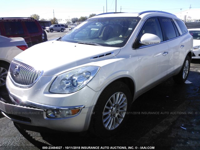 5GAKRBED0BJ406302 - 2011 BUICK ENCLAVE CXL WHITE photo 2