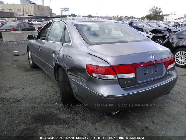 KMHFC46F27A157517 - 2007 HYUNDAI AZERA SE/LIMITED GRAY photo 3