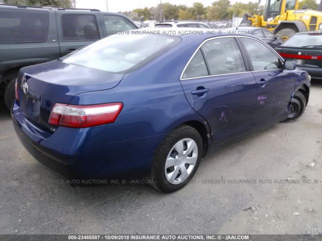 4T1BE46K77U050984 - 2007 TOYOTA CAMRY NEW GENERAT CE/LE/XLE/SE BLUE photo 4
