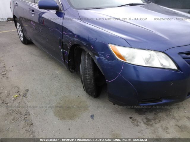 4T1BE46K77U050984 - 2007 TOYOTA CAMRY NEW GENERAT CE/LE/XLE/SE BLUE photo 6