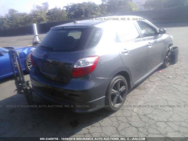 2T1LE4EE9AC015274 - 2010 TOYOTA COROLLA MATRIX S GRAY photo 4