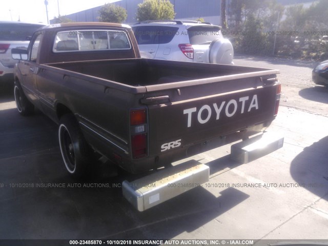 JT4RN44S9B0017328 - 1981 TOYOTA PICKUP / CAB CHAS 1/2 TON SR5 BROWN photo 3