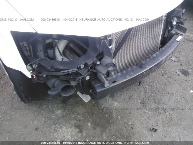 2D8HN44H48R803215 - 2008 DODGE GRAND CARAVAN SE WHITE photo 6