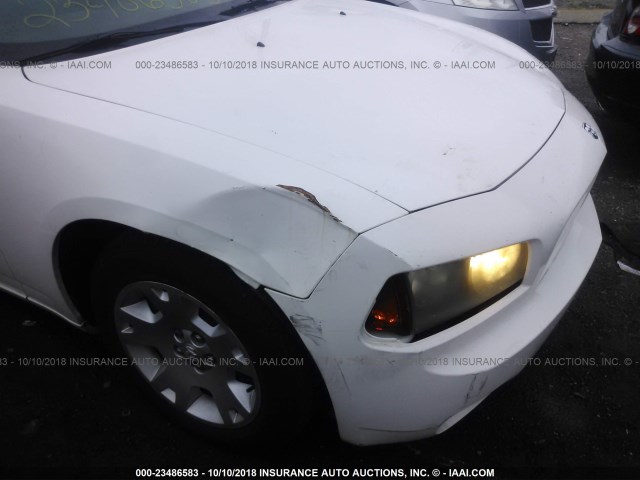 2B3KA43R16H314415 - 2006 DODGE CHARGER SE/SXT WHITE photo 6