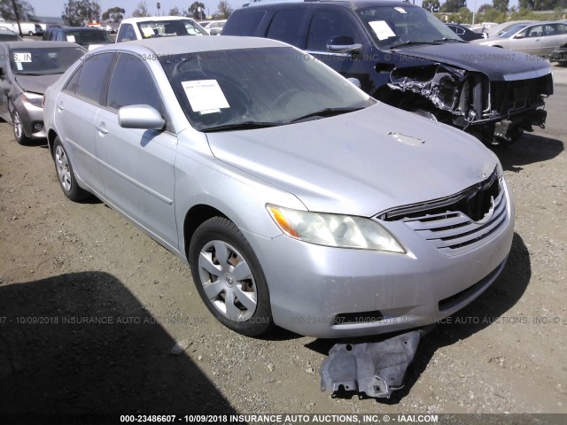 4T1BE46KX7U546801 - 2007 TOYOTA CAMRY NEW GENERAT CE/LE/XLE/SE SILVER photo 1