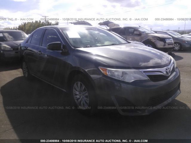 4T1BF1FK6CU167770 - 2012 TOYOTA CAMRY SE/LE/XLE 灰色 照片 1