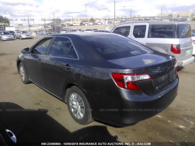 4T1BF1FK6CU167770 - 2012 TOYOTA CAMRY SE/LE/XLE 灰色 照片 3