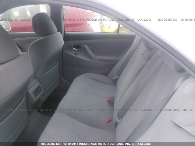 4T4BF3EK6BR169827 - 2011 TOYOTA CAMRY SE/LE/XLE WHITE photo 8