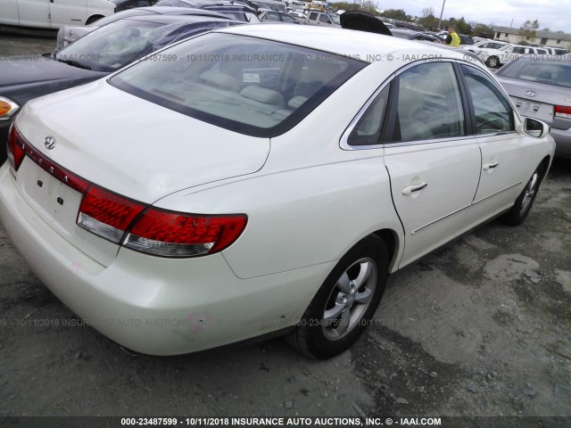 KMHFC46F96A136808 - 2006 HYUNDAI AZERA SE/LIMITED WHITE photo 4