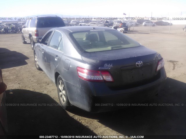 4T1BF3EK1BU627154 - 2011 TOYOTA CAMRY SE/LE/XLE 蓝色 照片 3