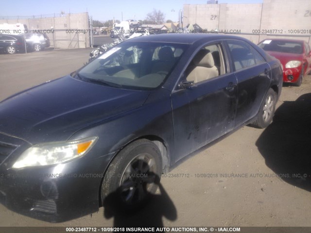 4T1BF3EK1BU627154 - 2011 TOYOTA CAMRY SE/LE/XLE 蓝色 照片 6