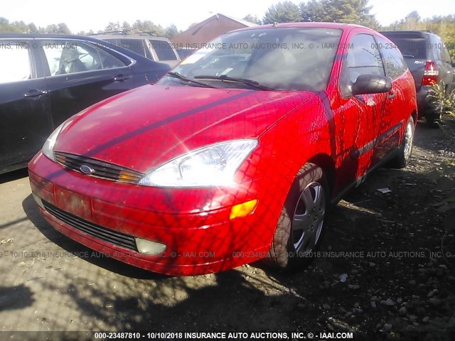 3FAFP31312R228484 - 2002 FORD FOCUS ZX3 RED photo 2