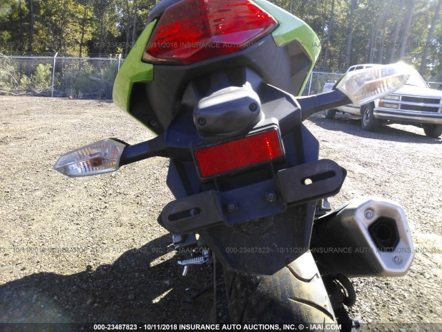 JKAEX8A14GDA26737 - 2016 KAWASAKI EX300 A GREEN photo 6