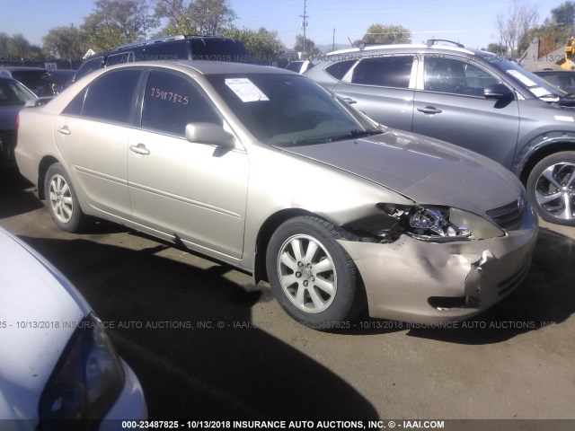 4T1BF30K03U563830 - 2003 TOYOTA CAMRY LE/XLE/SE 金色 照片 1