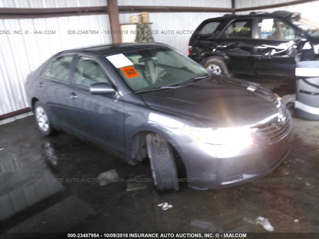 4T1BE46K09U411751 - 2009 TOYOTA CAMRY SE/LE/XLE GRAY photo 1