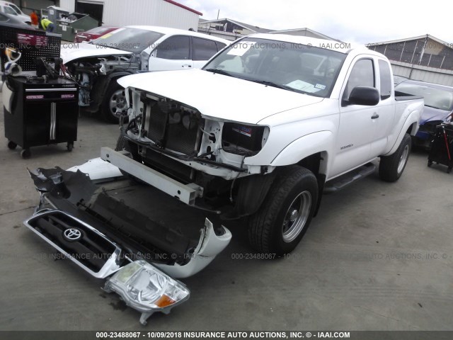 5TETU62N95Z015777 - 2005 TOYOTA TACOMA PRERUNNER ACCESS CAB WHITE photo 2