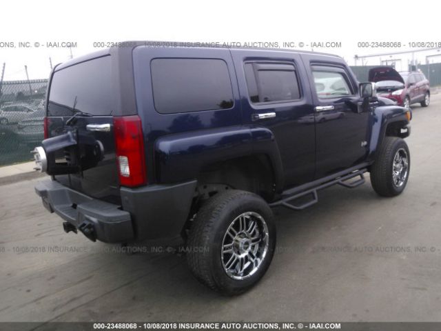 5GTDN13EX78125091 - 2007 HUMMER H3 BLUE photo 4