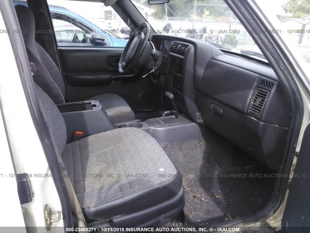 1J4FF68S7XL667023 - 1999 JEEP CHEROKEE SPORT/CLASSIC თეთრი ფოტო 5