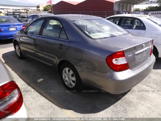 JTDBE32KX40293065 - 2004 TOYOTA CAMRY LE/XLE 金色 照片 3