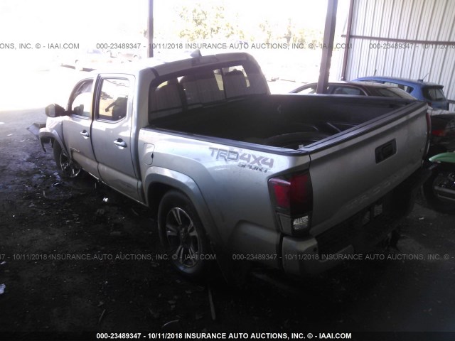 5TFCZ5AN5JX151211 - 2018 TOYOTA TACOMA DBL CAB/SR/TRDSPT/OR/PRO ვერცხლისფერი ფოტო 3