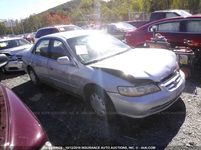 1HGCG16422A051782 - 2002 HONDA ACCORD LX SILVER photo 1