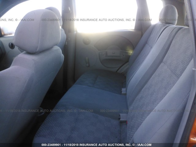 KL1TD62635B389189 - 2005 CHEVROLET AVEO LS ORANGE photo 8