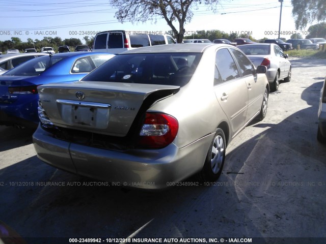 4T1BE32KX2U568001 - 2002 TOYOTA CAMRY LE/XLE/SE Champagne photo 4