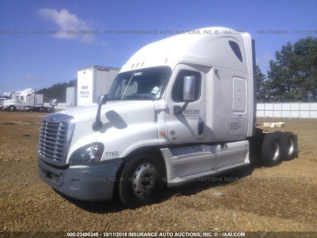 1FUJGLDR2CLBB1346 - 2012 FREIGHTLINER CASCADIA 125  Unknown photo 2