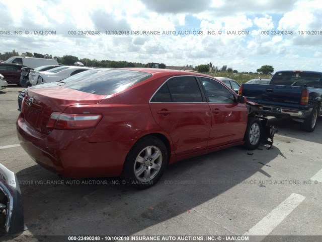 4T1BE46K67U031584 - 2007 TOYOTA CAMRY NEW GENERAT CE/LE/XLE/SE RED photo 4