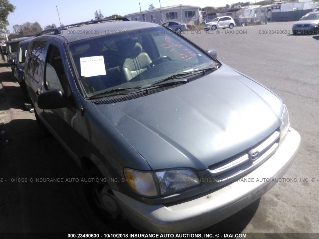 4T3ZF13C0WU018407 - 1998 TOYOTA SIENNA LE/XLE GRAY photo 1