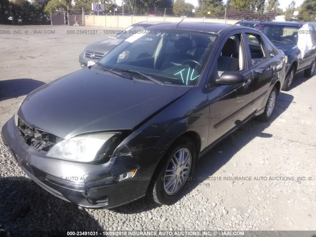 1FAHP34N97W360287 - 2007 FORD FOCUS ZX4/S/SE/SES 灰色 照片 2
