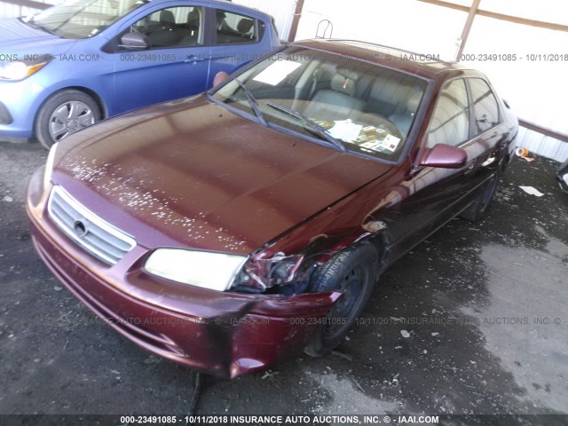 JT2BG22K8Y0416249 - 2000 TOYOTA CAMRY CE/LE/XLE 勃艮第红 照片 2
