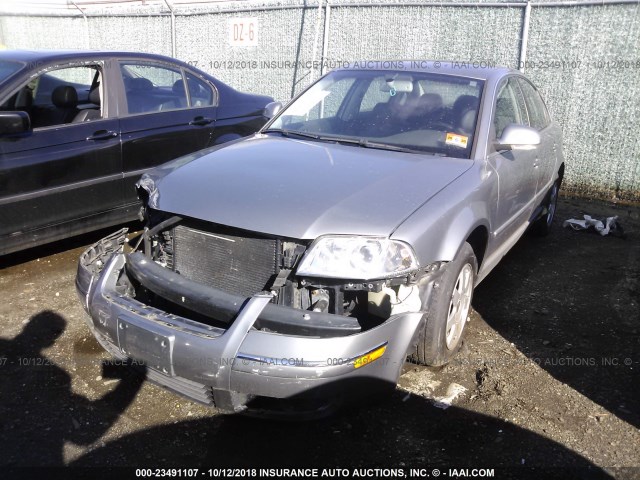 WVWTH63B74P253867 - 2004 VOLKSWAGEN PASSAT GLX 4MOTION GRAY photo 2