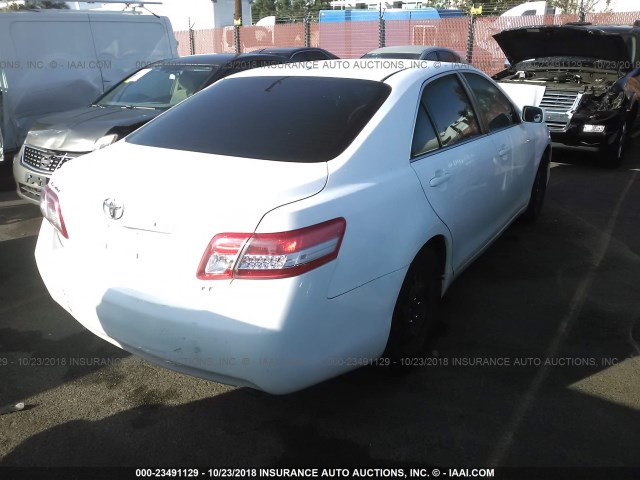 4T1BF3EK9AU527303 - 2010 TOYOTA CAMRY SE/LE/XLE თეთრი ფოტო 4