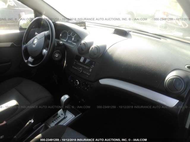 KL1TD5DE2AB132677 - 2010 CHEVROLET AVEO LS/LT RED photo 5