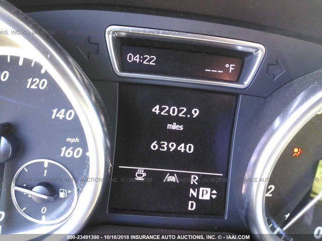 4JGDA5HB3CA096086 - 2012 MERCEDES-BENZ ML 350 4MATIC WHITE photo 7