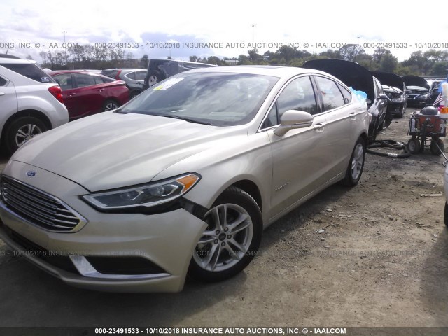 3FA6P0LU0JR140285 - 2018 FORD FUSION SE HYBRID GOLD photo 2