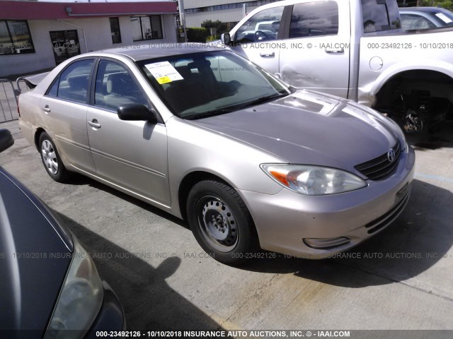 JTDBE30K240284766 - 2004 TOYOTA CAMRY LE/XLE GOLD photo 1