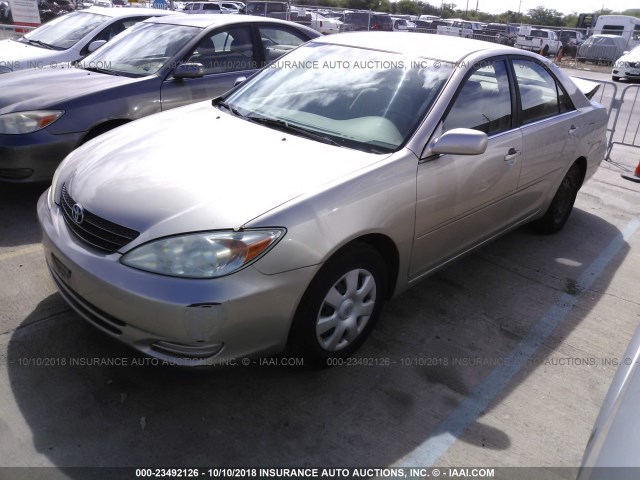 JTDBE30K240284766 - 2004 TOYOTA CAMRY LE/XLE GOLD photo 2