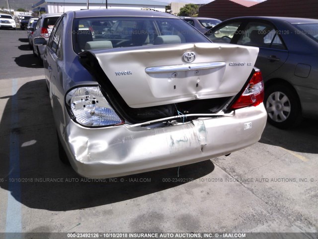 JTDBE30K240284766 - 2004 TOYOTA CAMRY LE/XLE GOLD photo 6